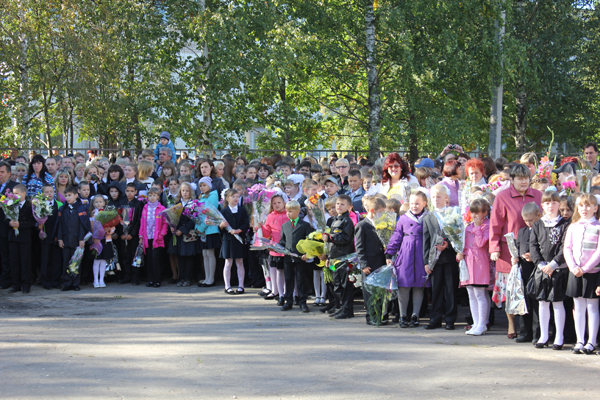 1 сентября в СОШ 4 - Бежецкая жизнь-7-09-2012